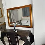 B House 阿拉恰特