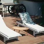 Otel B House