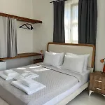 Otel B House *